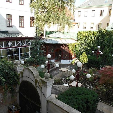 Hotel Viktoria Bécs Kültér fotó