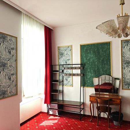 Hotel Viktoria Bécs Kültér fotó