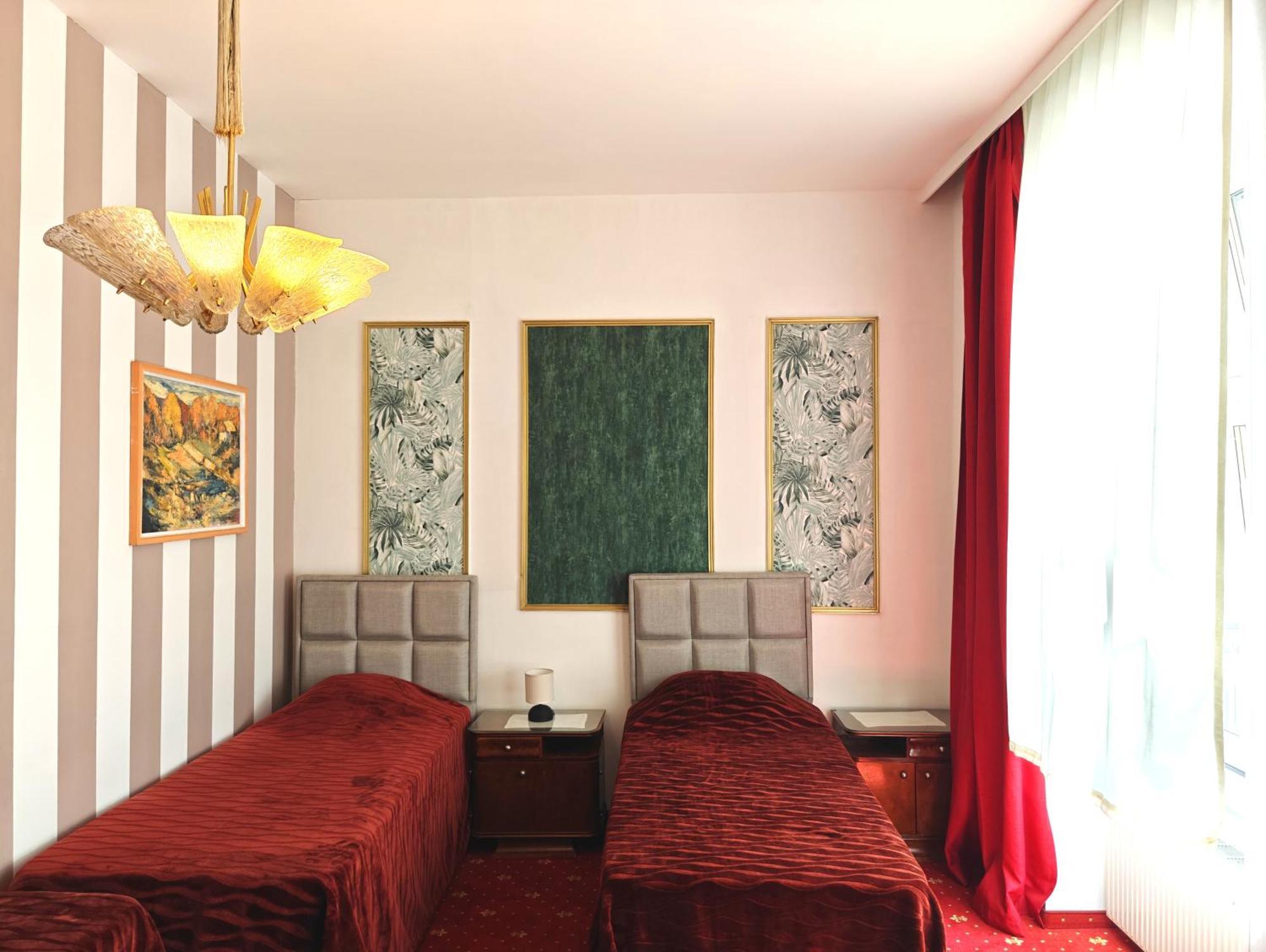 Hotel Viktoria Bécs Kültér fotó