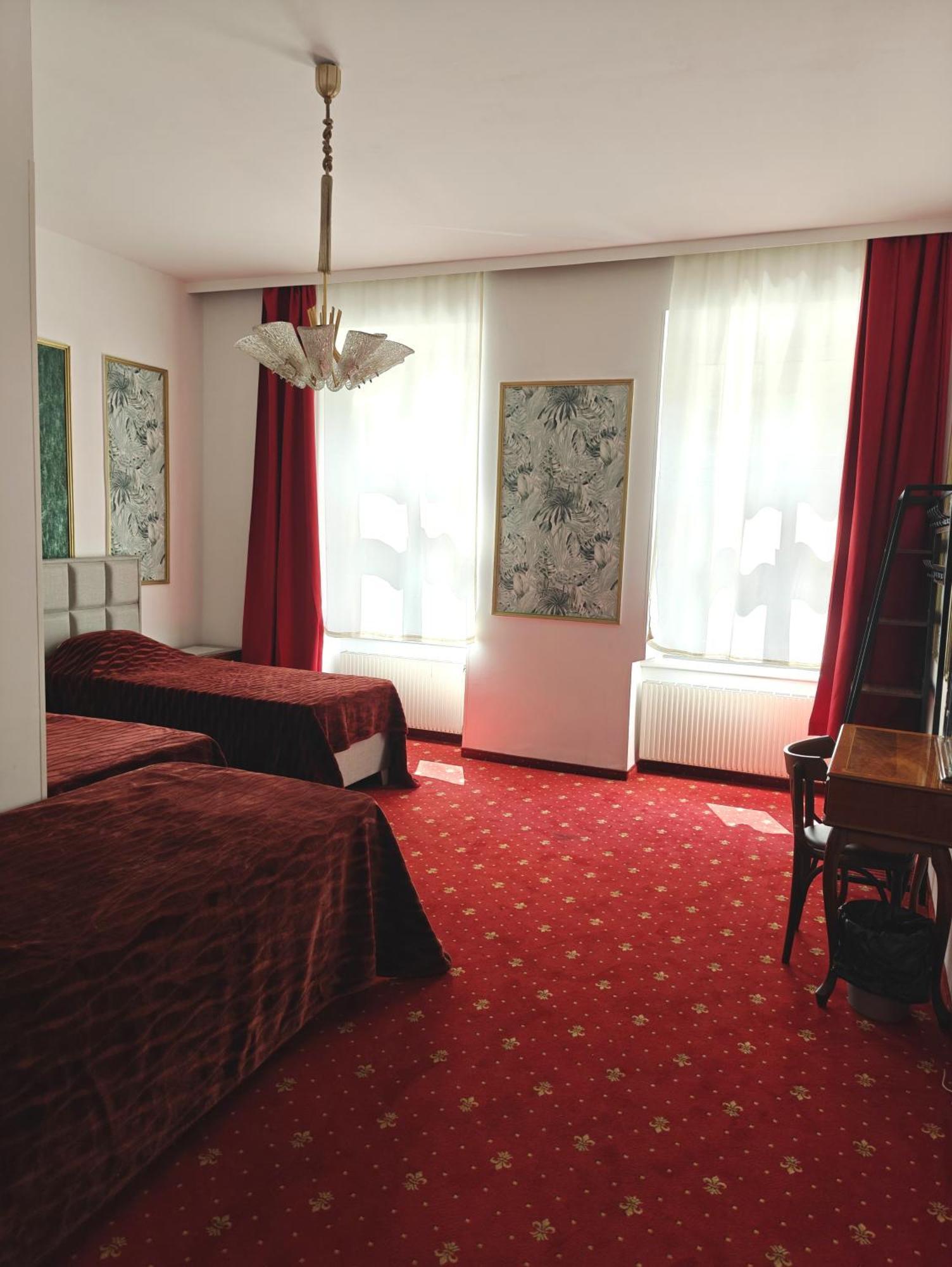 Hotel Viktoria Bécs Kültér fotó