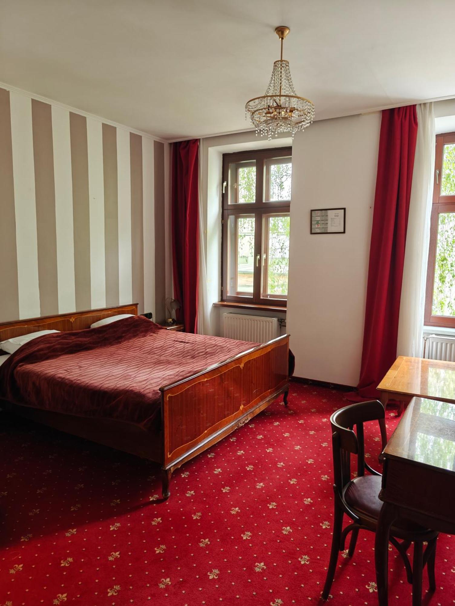 Hotel Viktoria Bécs Kültér fotó