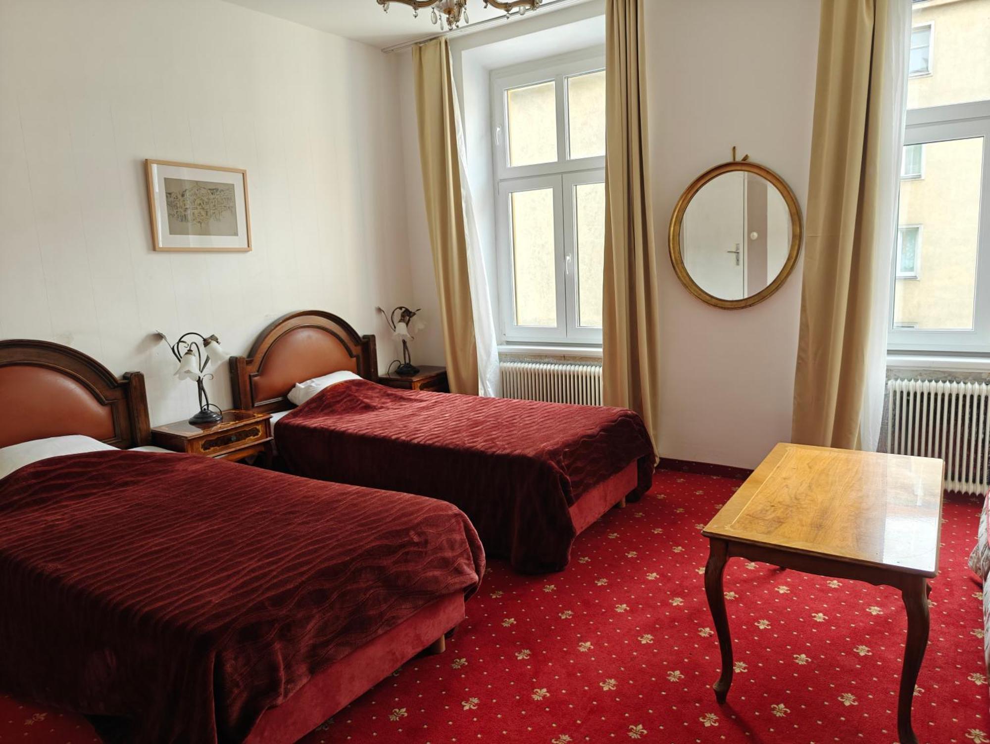 Hotel Viktoria Bécs Kültér fotó